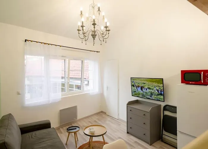 Studio Mezzanine \