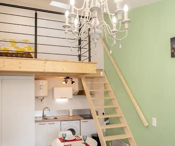 Studio Mezzanine \